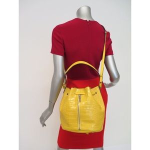 Elizabeth and James Cynnie Bucket Bag